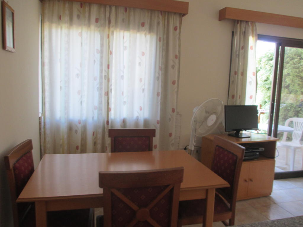 Anastasia Holiday Apartments Klorakas Buitenkant foto