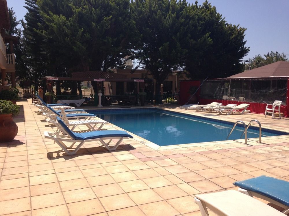 Anastasia Holiday Apartments Klorakas Buitenkant foto