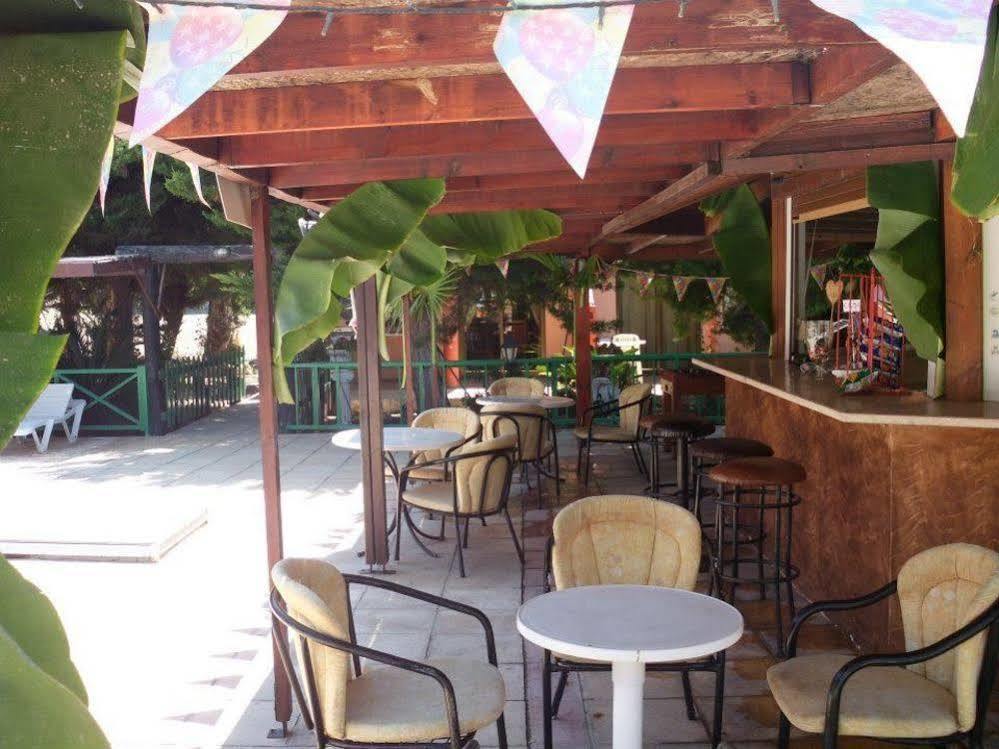 Anastasia Holiday Apartments Klorakas Buitenkant foto